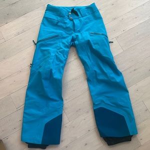 Arc’tryx snowboard pants